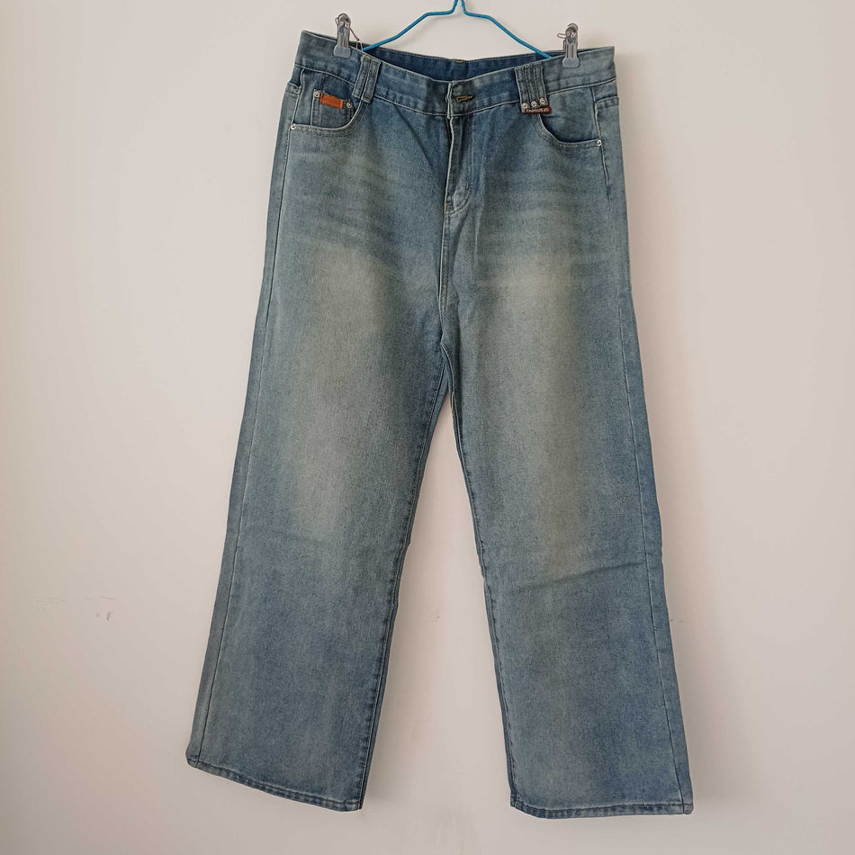STOCK-Women's Light-Colored Wide-Leg Jeans