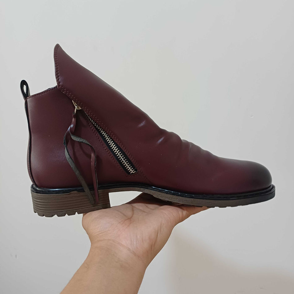 STOCK-Men’s Zipper Leather Boots | Dual Zip & Tassel Style