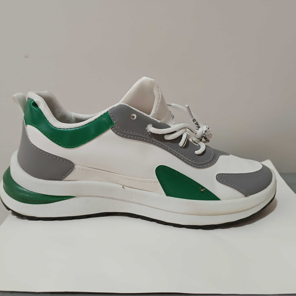 STOCK-Soft Sole Leather Sneakers – Breathable & Stylish