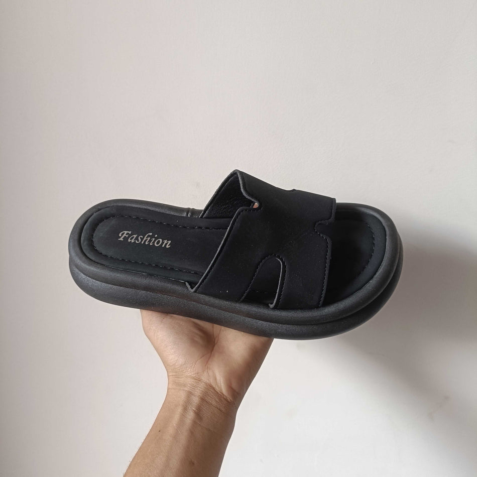 STOCK-Women’s Summer Thick-Soled Round-Toe Sandal