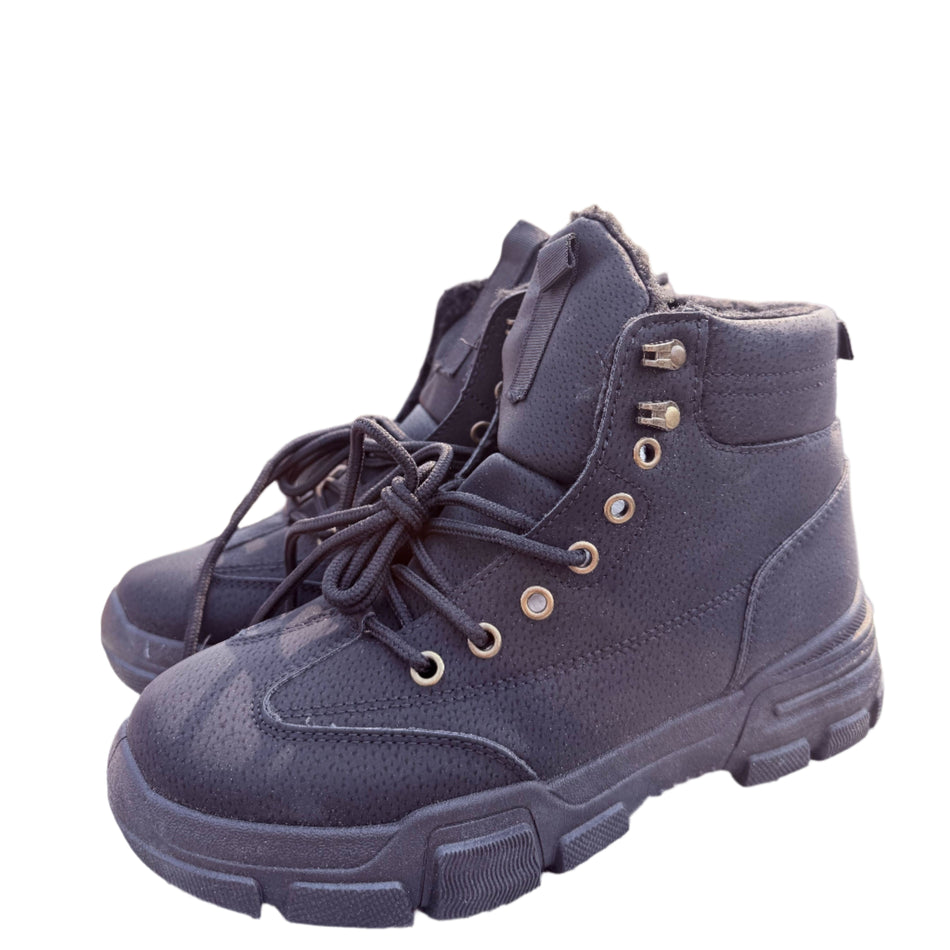 STOCK-High-Top Martin Boots for Men – Trendy & Durable