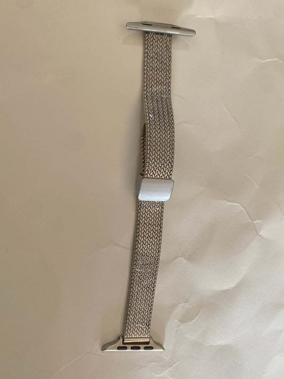 STOCK-Apple Watch Metal Mesh Band – Slim & Magnetic Fit