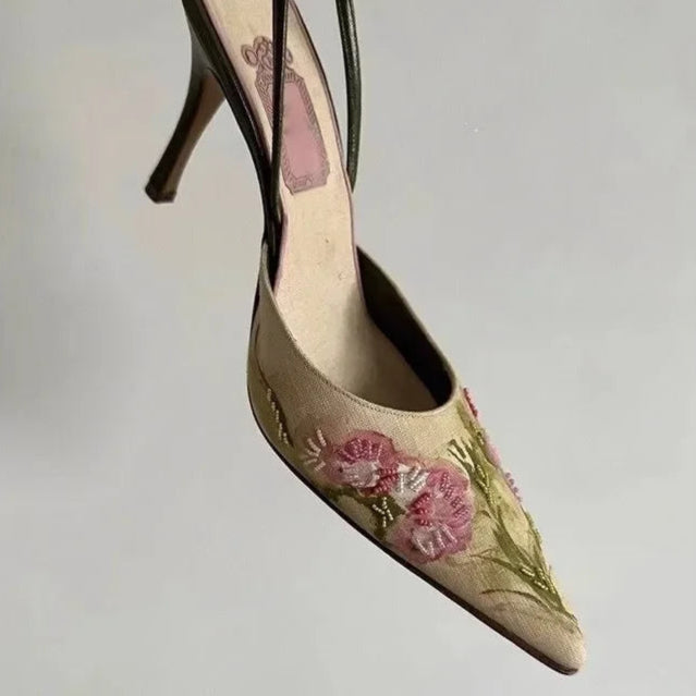 INSTOCK- Retro Embroidered Pointed Heels – Stylish Women’s Shoes