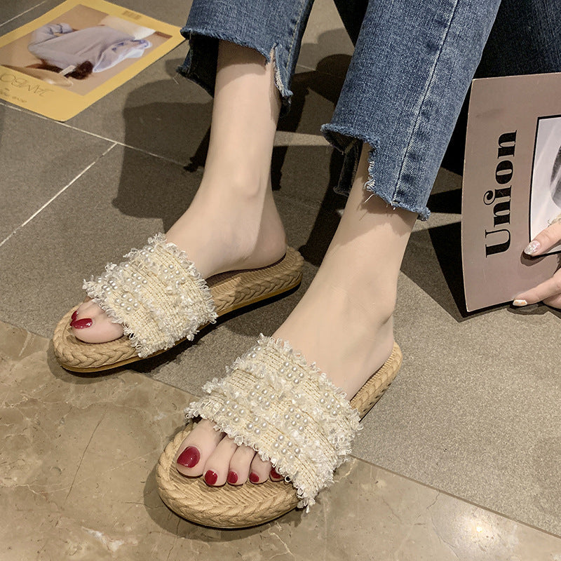 INSTOCK-Chanel Style Flat Slippers for Women & Elegant & Stylish