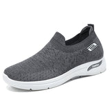 INSTOCK- New fashion men's sports slip-on casual shoes