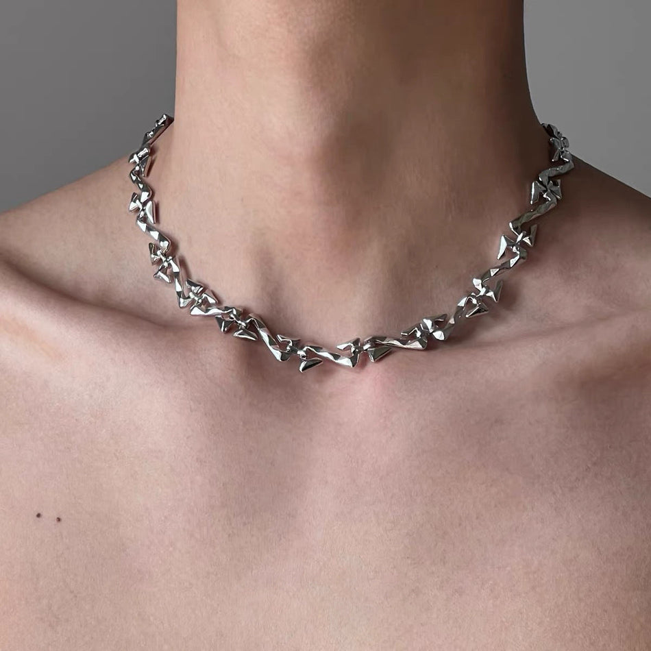 Twisted Metal Chain Necklace – Unisex Hip-Hop Style