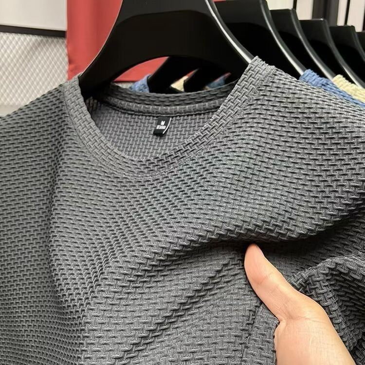 STOCK-Men’s Textured Solid Color T-Shirt – Light & Stylish
