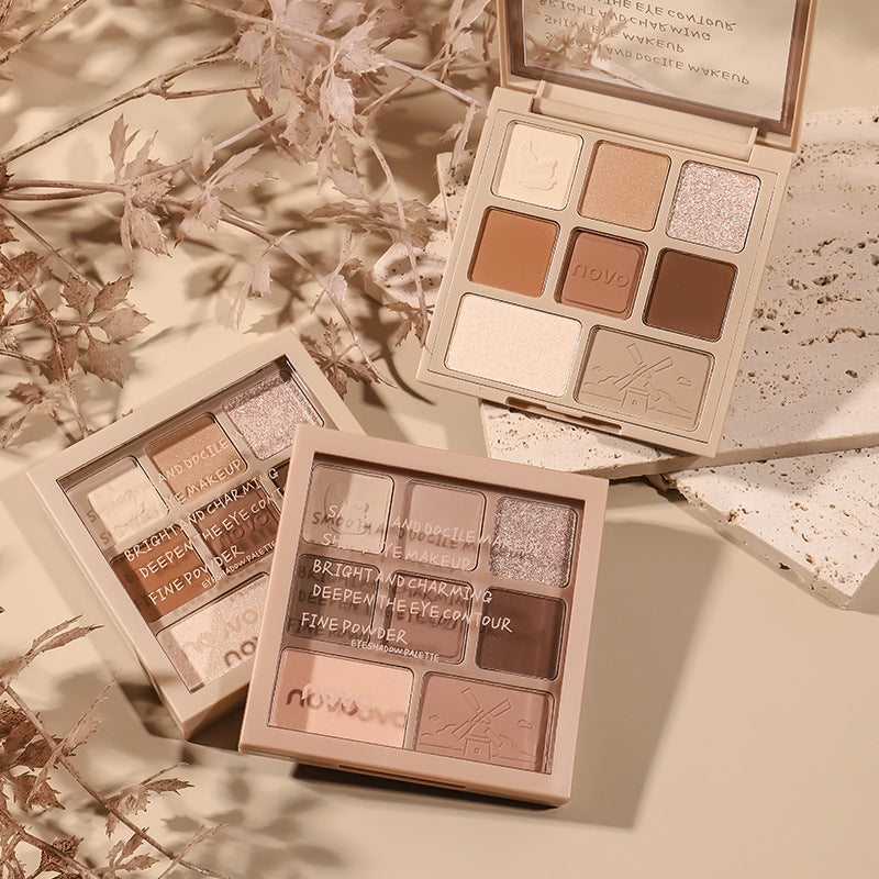 NOVO 8-Color Eyeshadow & Blush Palette