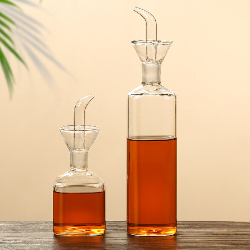 Square Borosilicate Glass Oil & Vinegar Bottle – Nordic Style