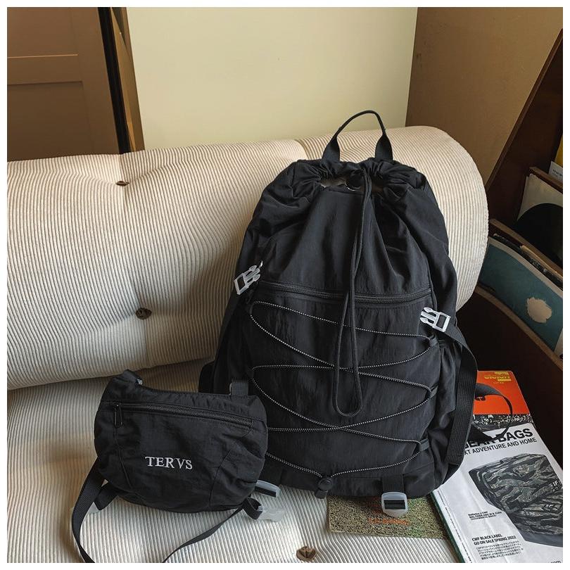 STOCK-Unisex Lightweight Waterproof Backpack – 40L, Stylish &