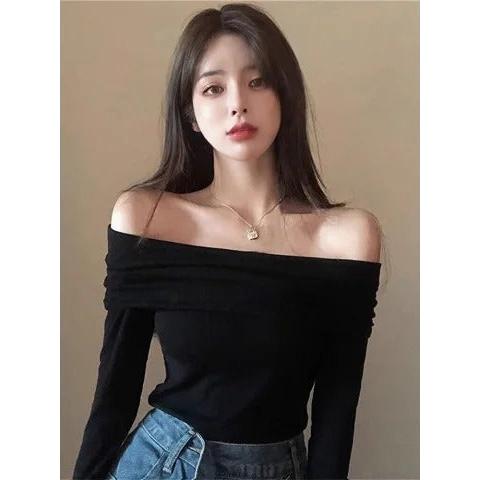Women Velvet Shoulder Exposed Slim Fit Long Sleeve Top