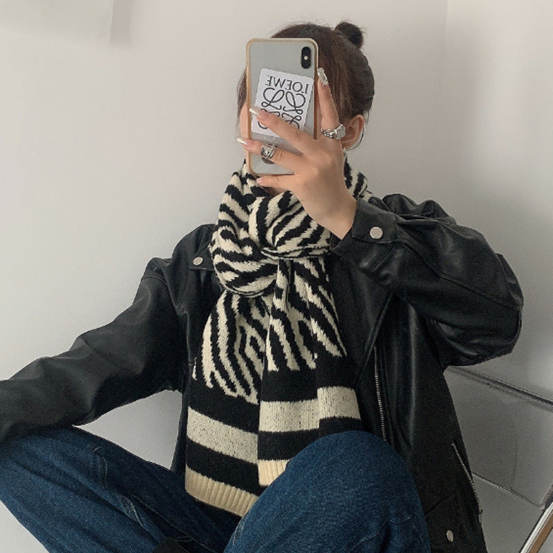 Retro Zebra Pattern Wool Scarf for Women