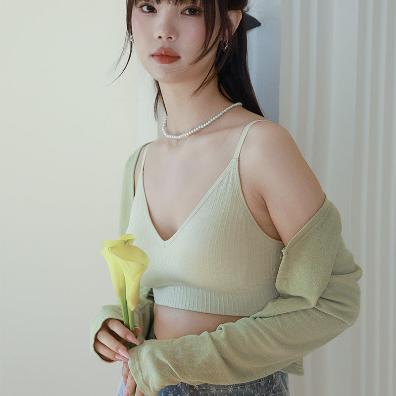 Seamless V-Neck Cotton Sports Bra – Comfortable & Supportive