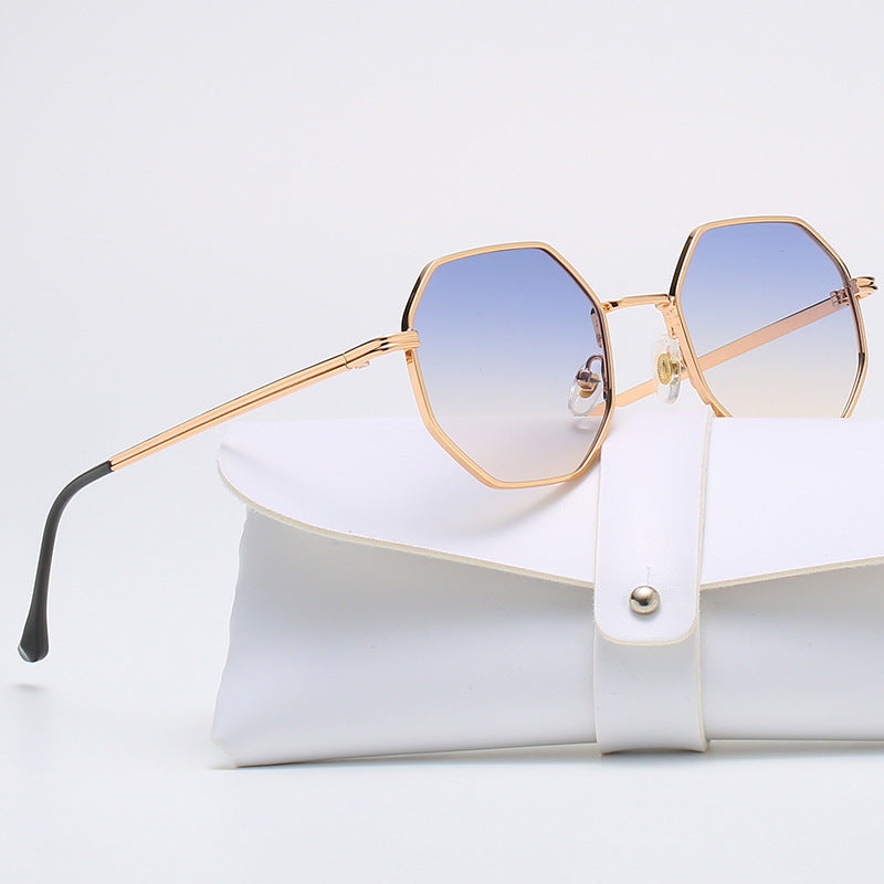 2026 New Polygonal Retro Sunglasses for Men & Women Trend