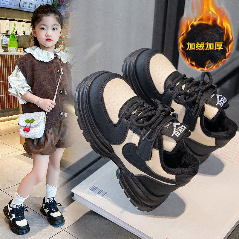 Cozy Winter Boots – Warm Steps for Stylish Young Girls