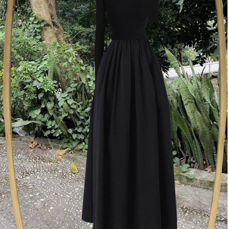 Elegant Black Long-Sleeve Slim Dress