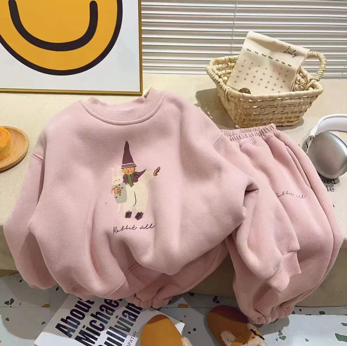 Kids Velvet Hoodie Set – Warm Winter Tracksuit – Outfit Sets – Image 6
