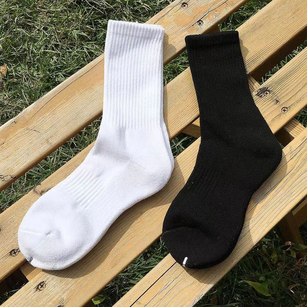 STOCK-PACK OF 1 - Zhuji Unisex - Cotton Sports Socks Black White