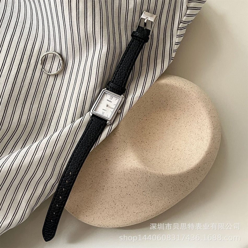 Women's Premium Korean-Style Rectangular Retro Quartz Watch