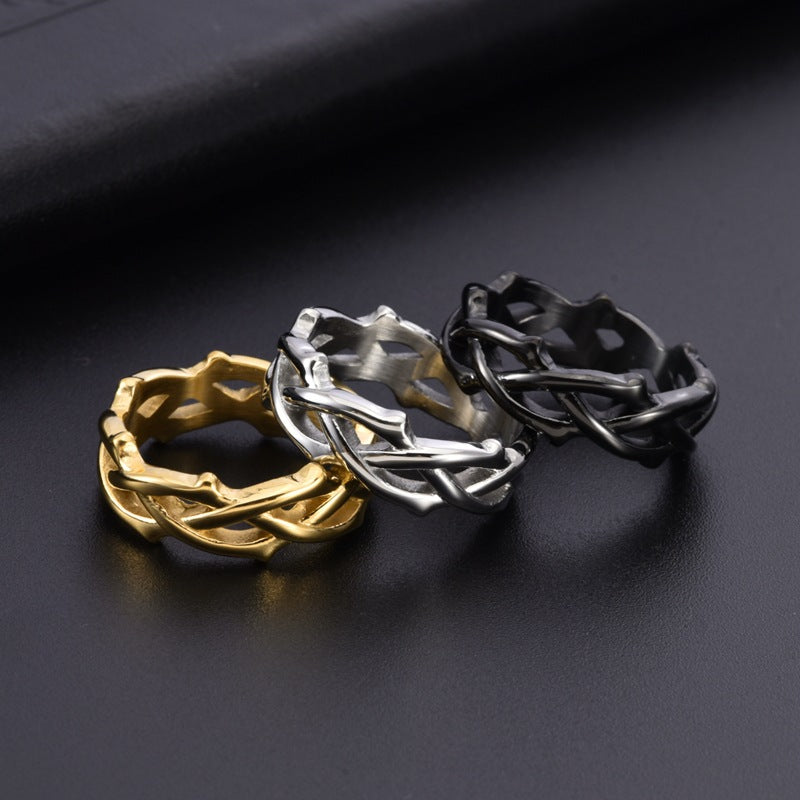 Thorn Vine Titanium Steel Ring – Bold Unisex Design 🌿