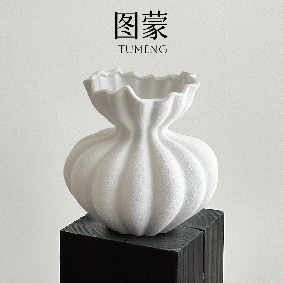 French-Style White Ceramic Vase for Luxury Home Decor