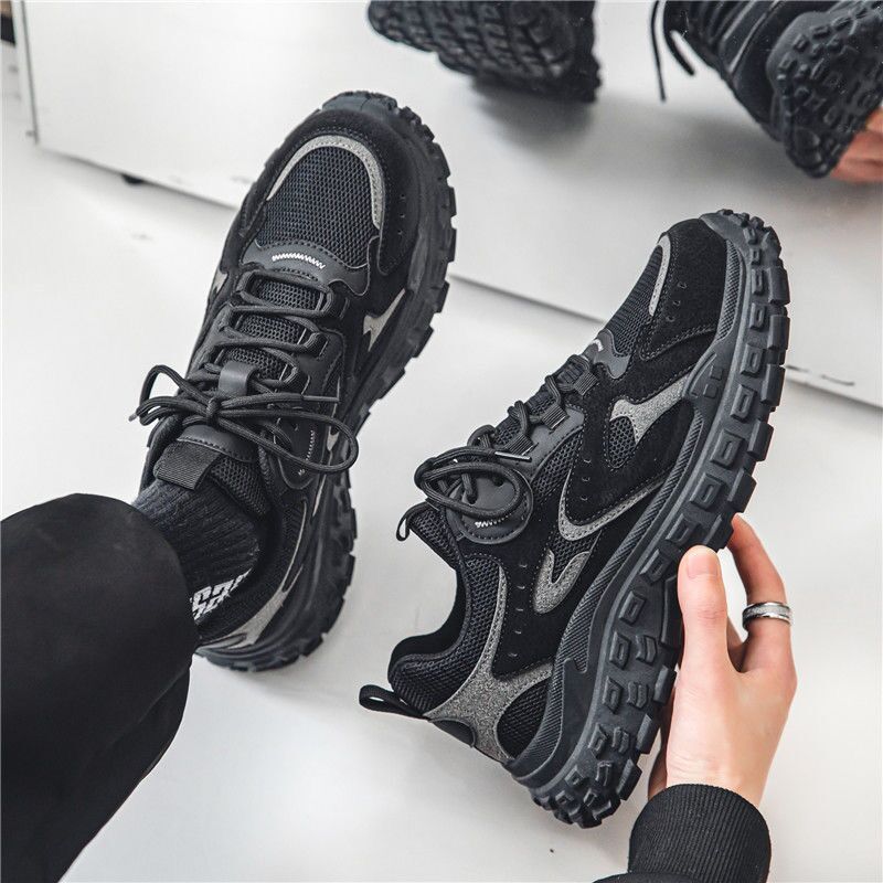 Durable & Comfortable Men's Sports Shoes