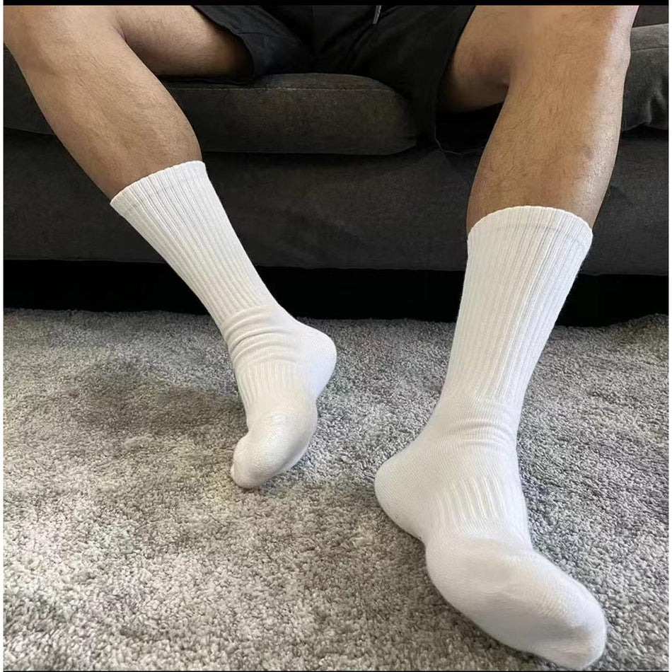 PACK OF 5- Men’s Mid-Tube Thickened Sports Socks Autumn Winter