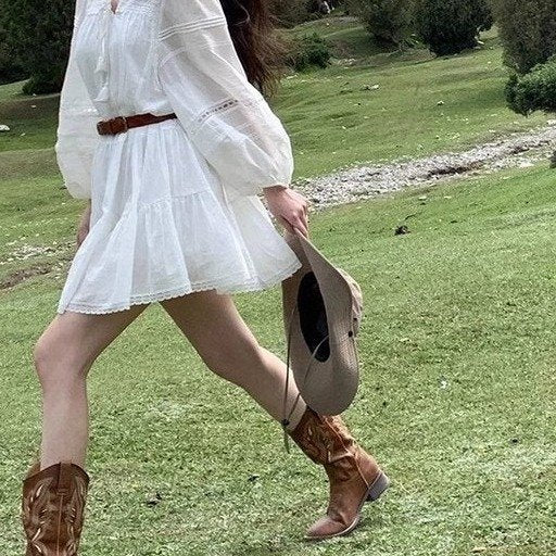 STOCK-Women’s Embroidered Cowboy Boots Thick Heel Mid-Calf