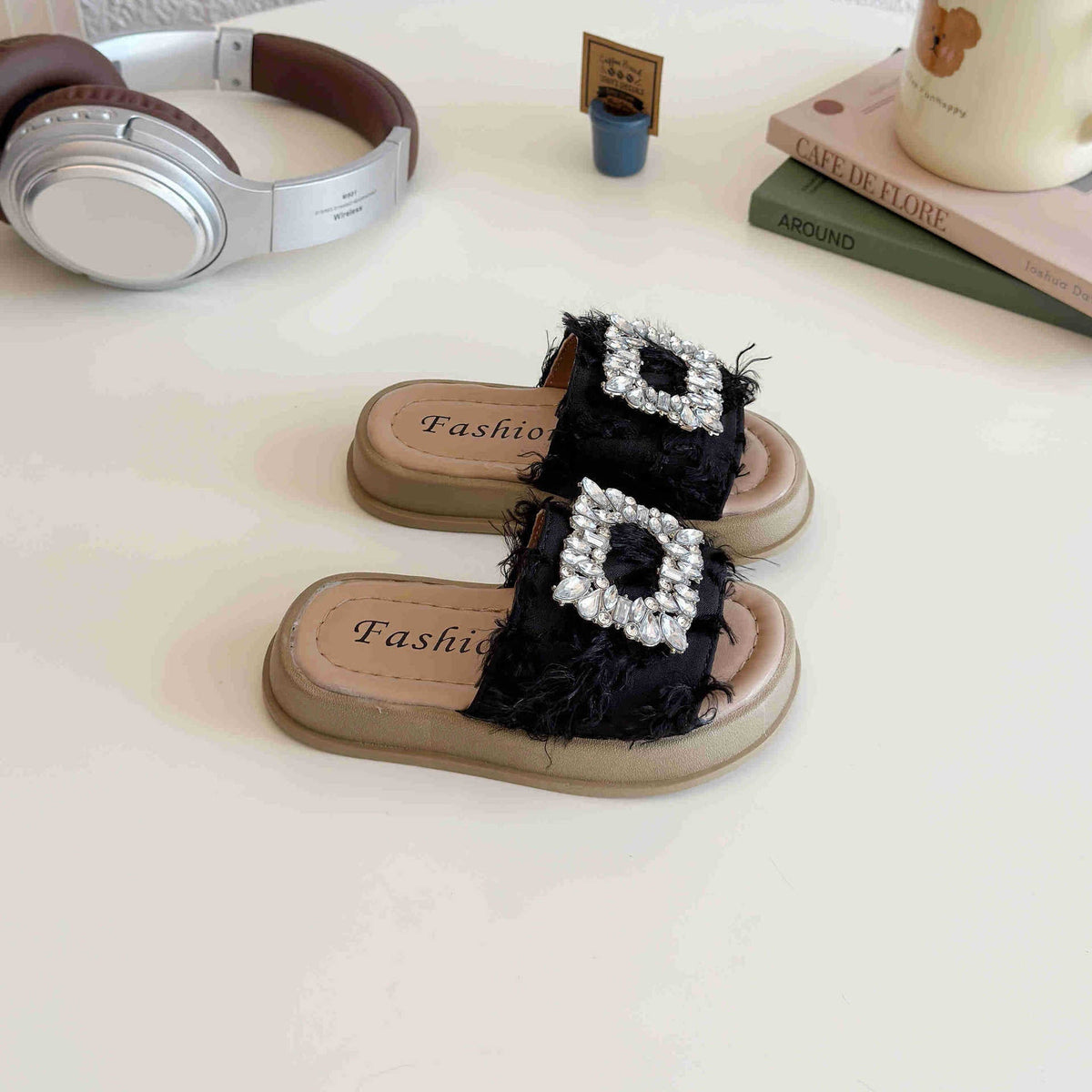 2026 Girls’ Rhinestone Buckle Slip-On Sandals – Kids Fashion Nepal | Tudoholic