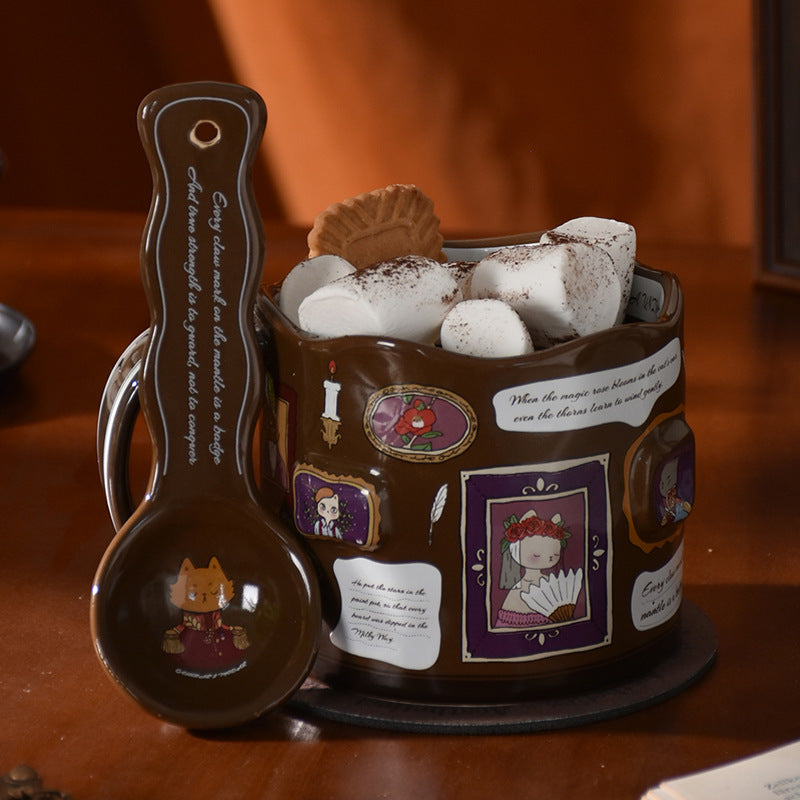 Designer Christmas & New Year Mug with Lid and Spoon