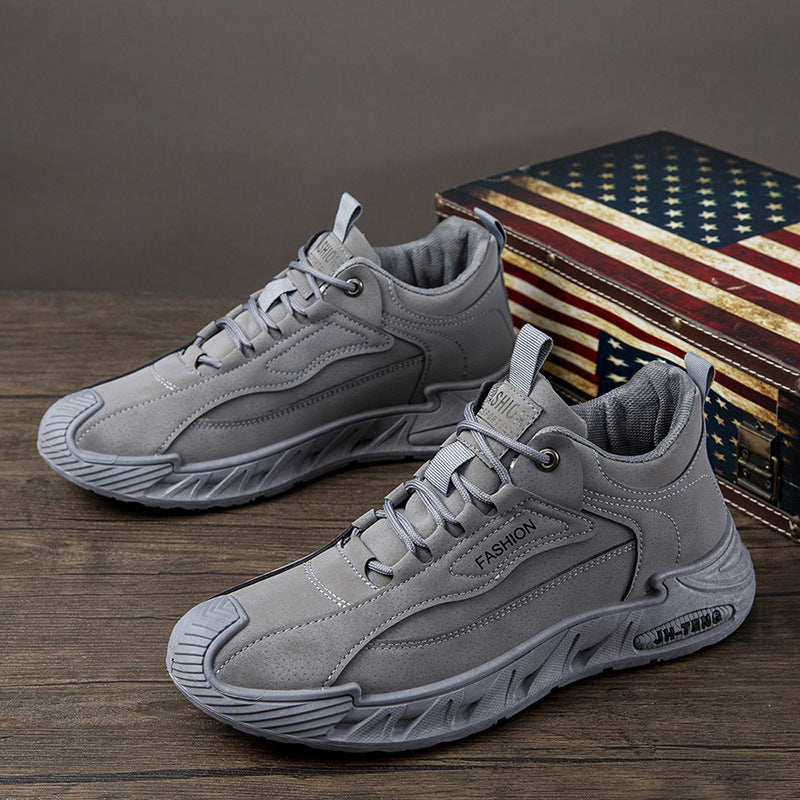 STOCK-Leather Mountaineering Shoes – Sporty & Rugged Style