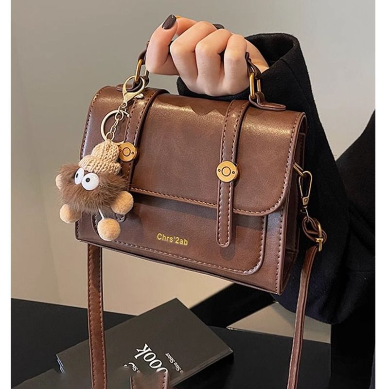 High-End Retro Small Square Crossbody Bag for Women Chic Fit