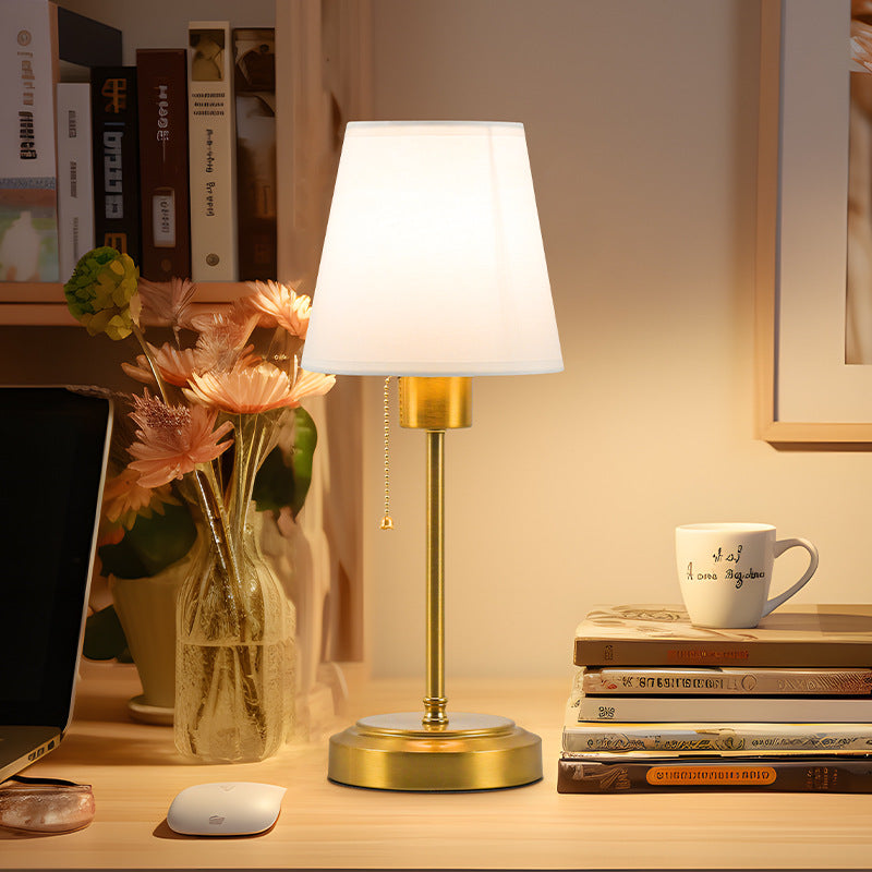 Retro Luxury Fabric Rechargeable Bedside Table Lamp