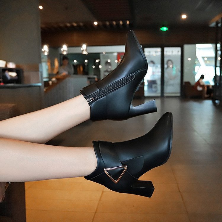 Women’s Chelsea Short Ankle Boots Thick Heel 2022
