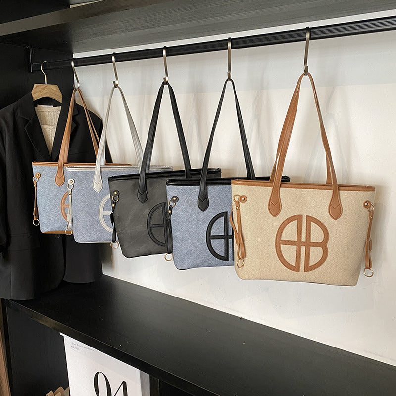 Women’s Large Capacity Shoulder Bag