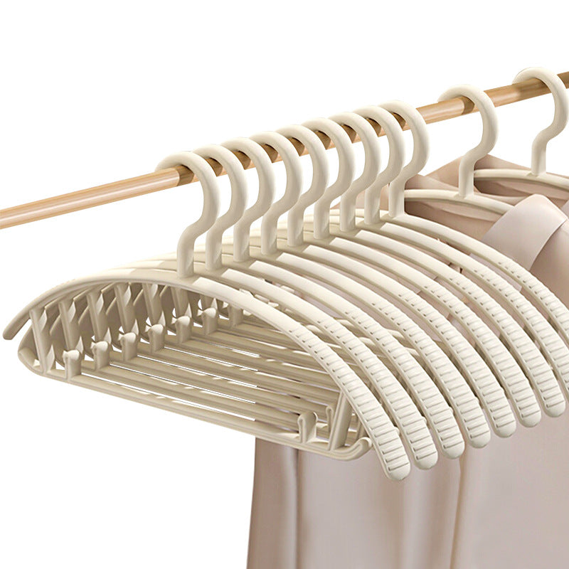 5-Pack Wide Shoulder Non-Slip Clothes Hangers Home Use