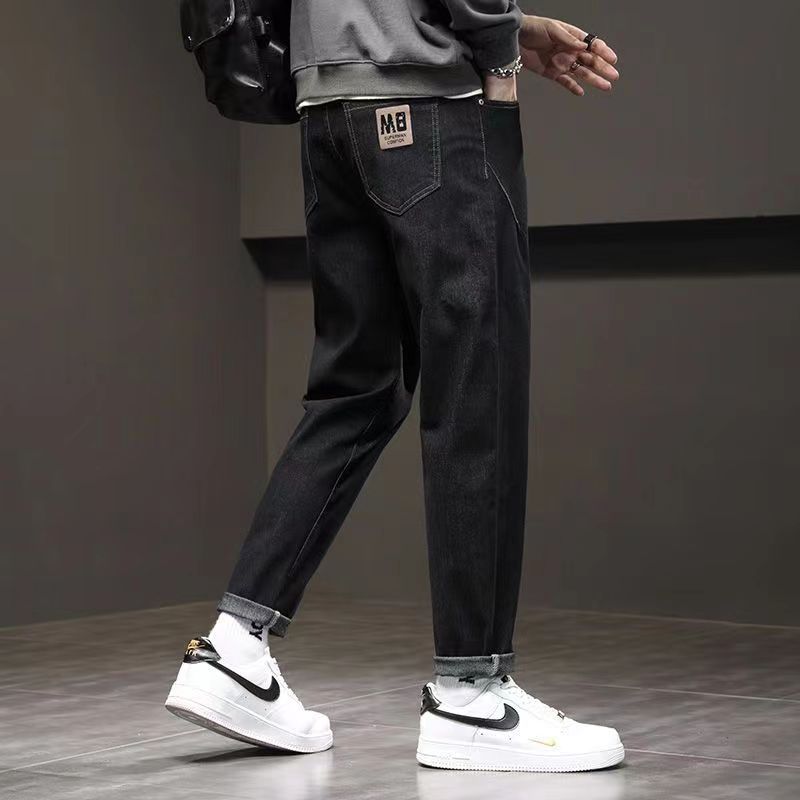 Slim Stretch Men’s Straight-Leg Casual Jeans