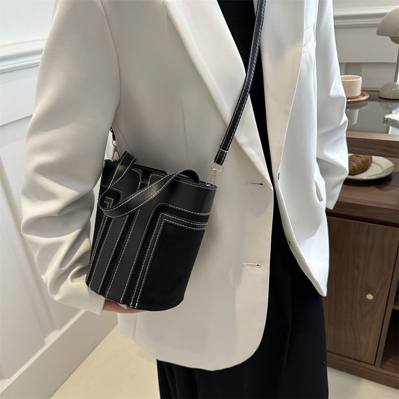 STOCK-Personalized Trendy Contrast Color Handbag