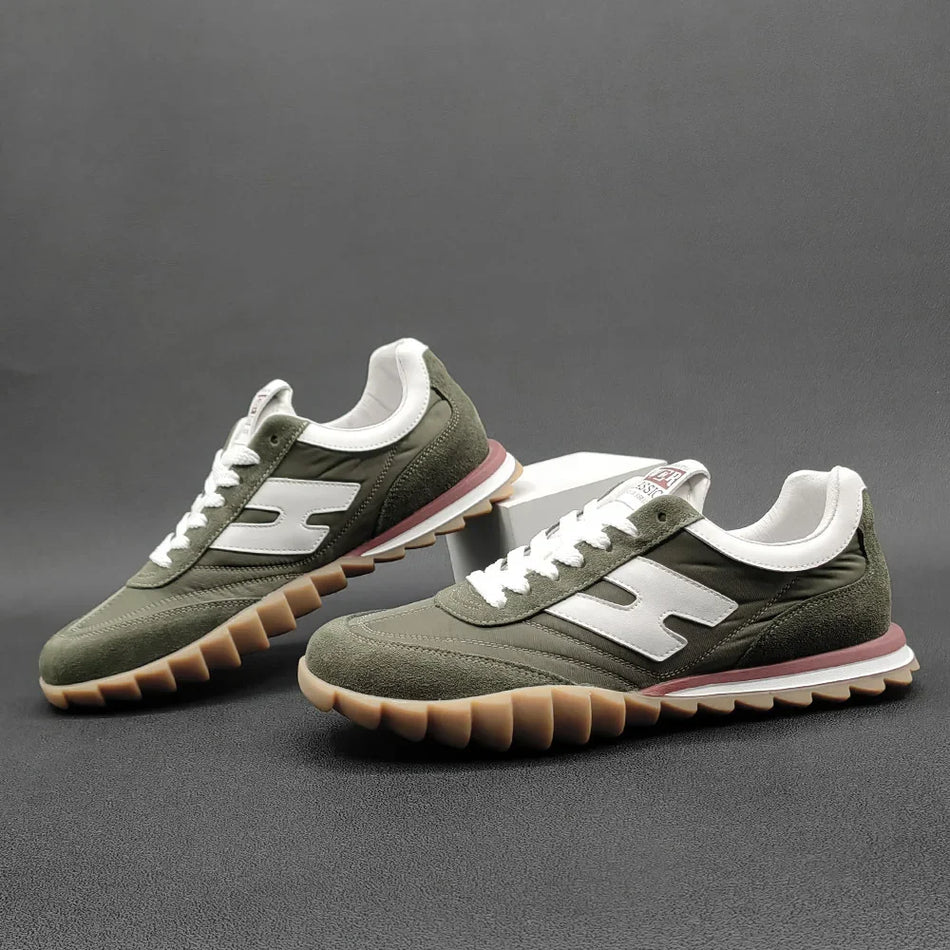 INSTOCK-Men’s Flat Training Shoes – Soft Sole Casual Comfort