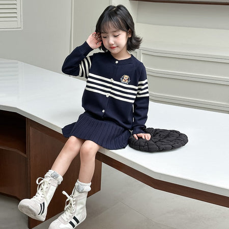 Girls Pleated Skirt Set – Winter Korean Outfit – Baby & Children's Outfits – Image 6