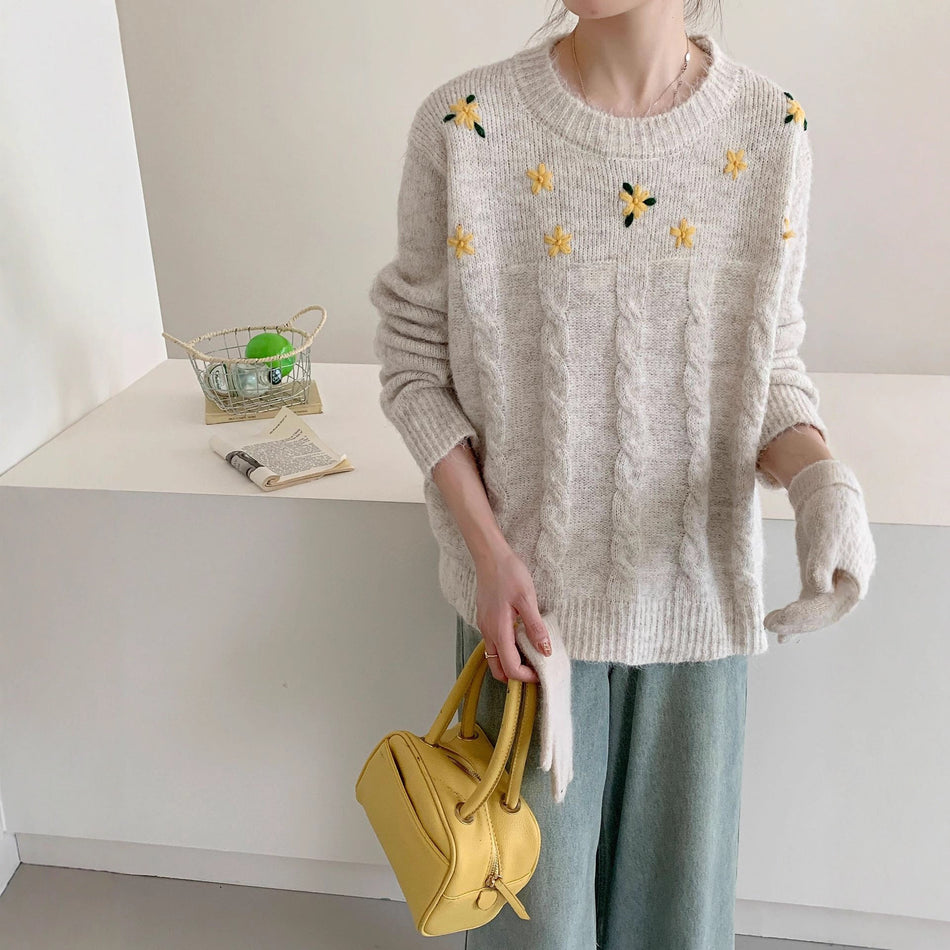 Women’s Retro Embroidered Pullover Knit Sweater