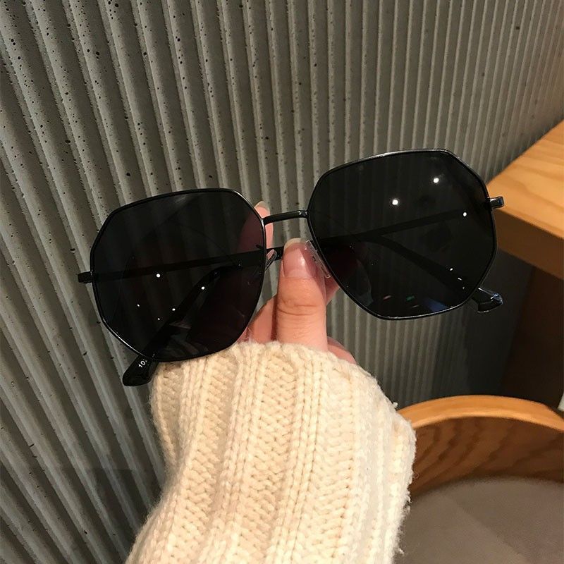 Polygon UV Protection Fashion Sunglasses