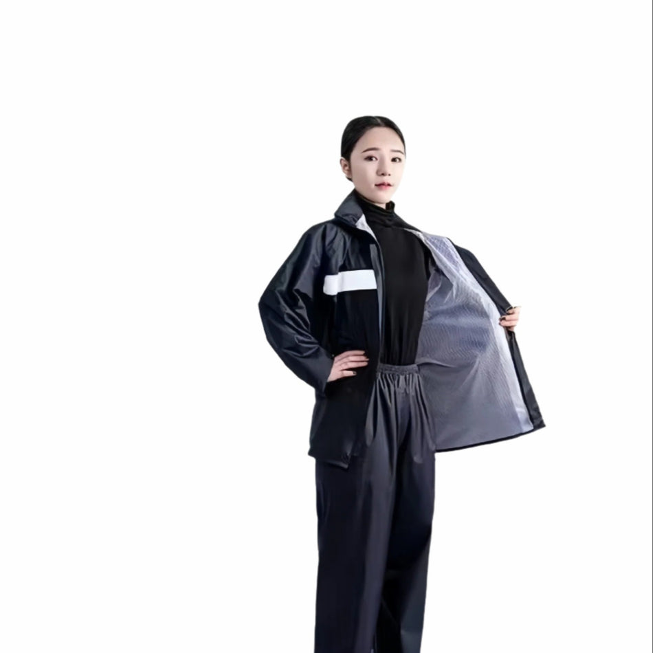 Men’s PVC Rain Suit – Reflective & Storm-Ready Gear