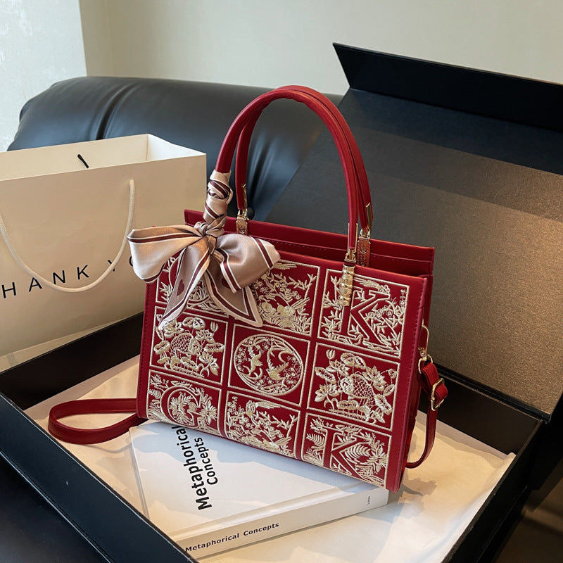 High-End Embroidered Shoulder Bag – Elegant & Stylish