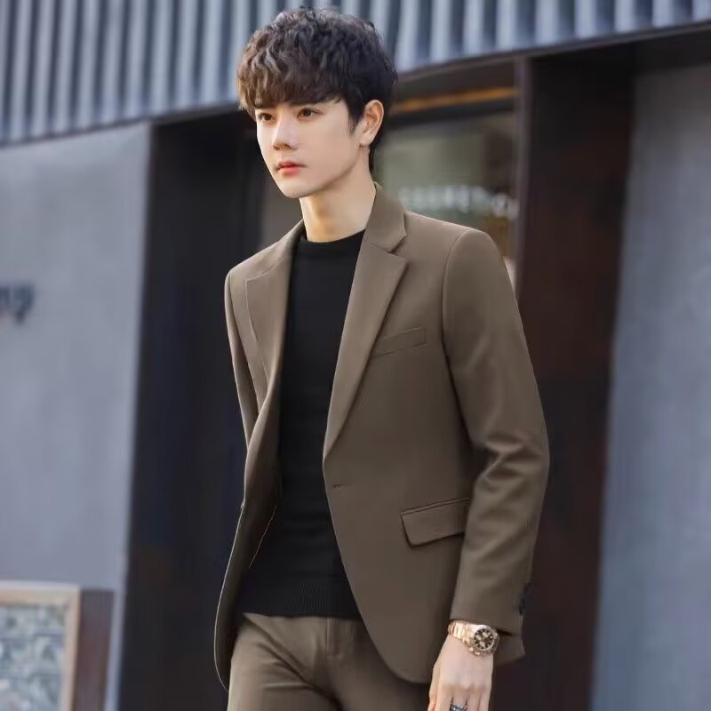 Slim-Fit Men’s Casual Suit Jacket – Light Luxury Korean Style