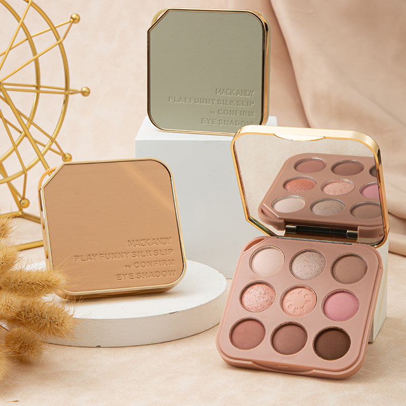 Marco Andy Silky Blue Black Eyeshadow Palette