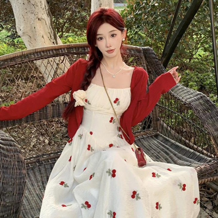French Floral Suspender Dress – Plus Size & Elegant