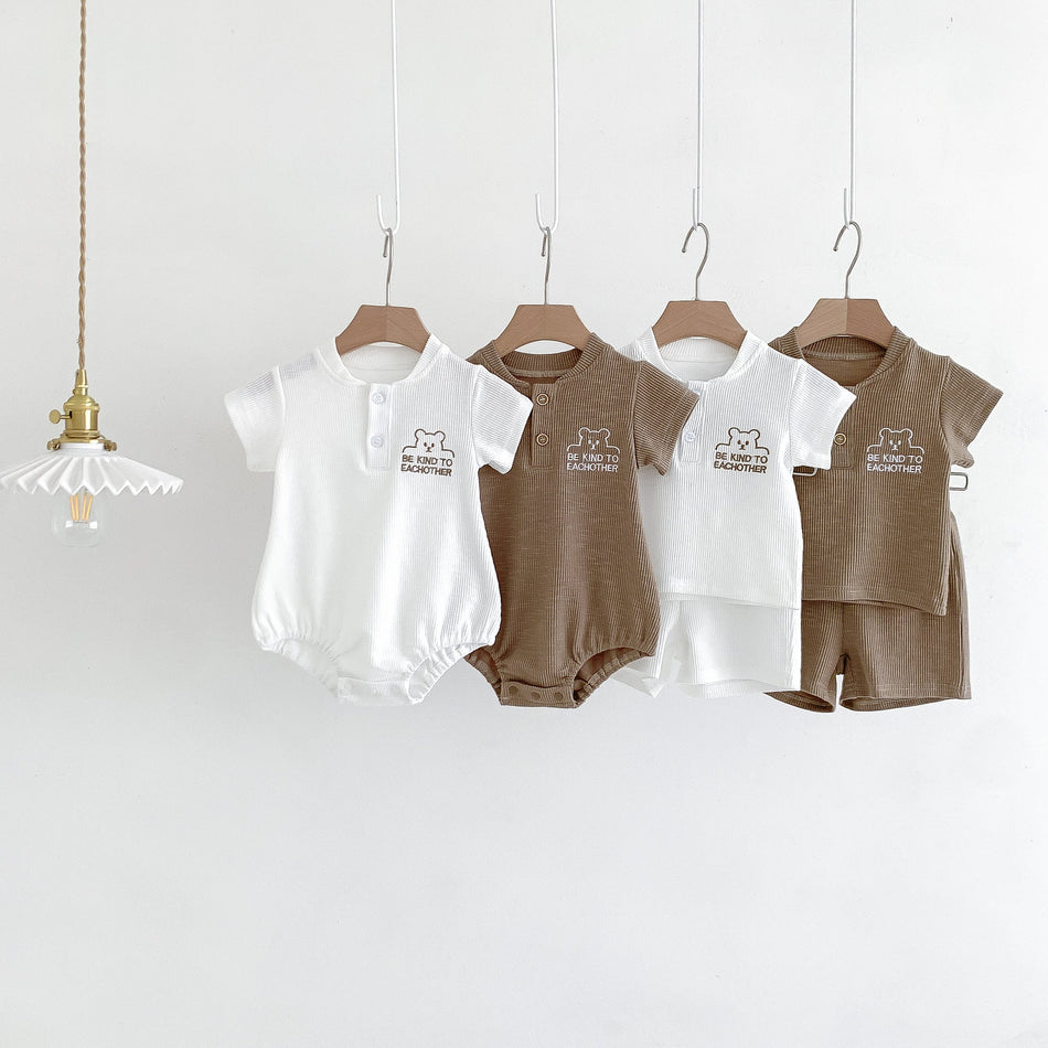 Baby Boys’ Bear Romper – Cute Summer Bodysuit 2024
