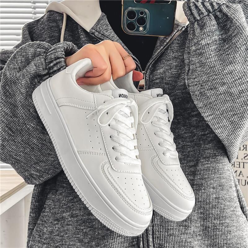 Spring Men’s Breathable White Korean Style Thick-Soled Sneakers