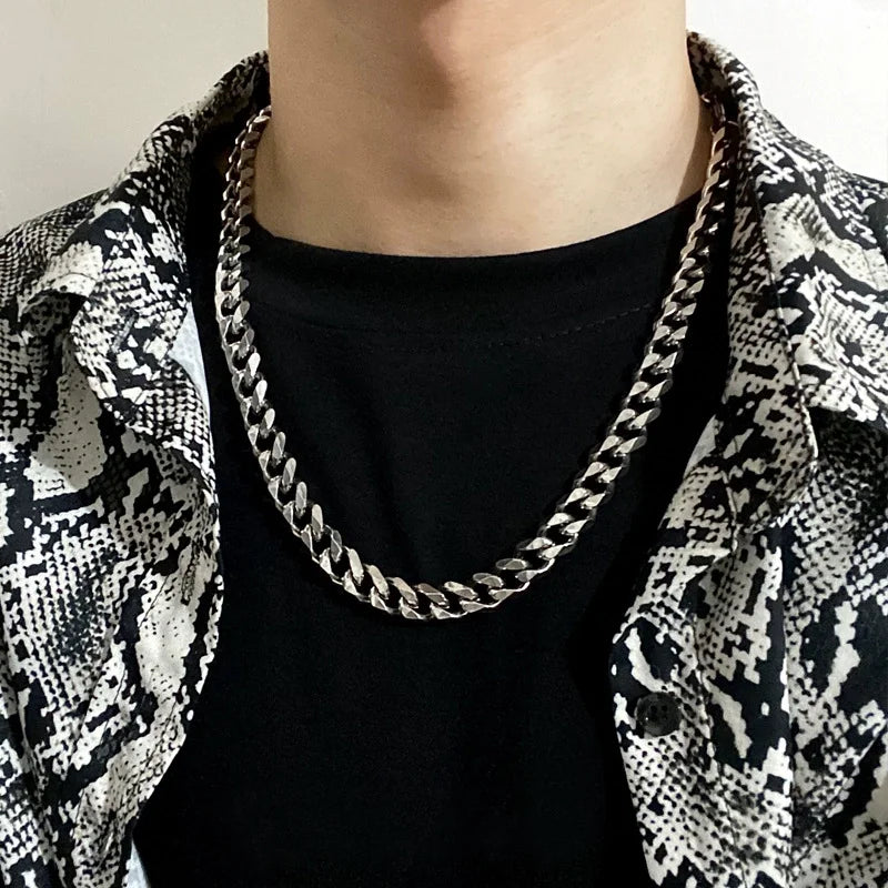 Thick Cuban Chain Necklace – Unisex High Street Style